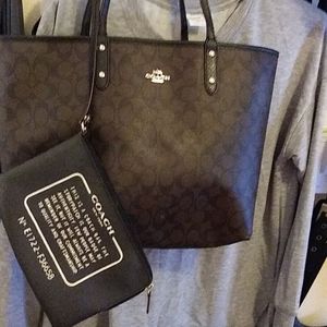 Large coach bag reversible